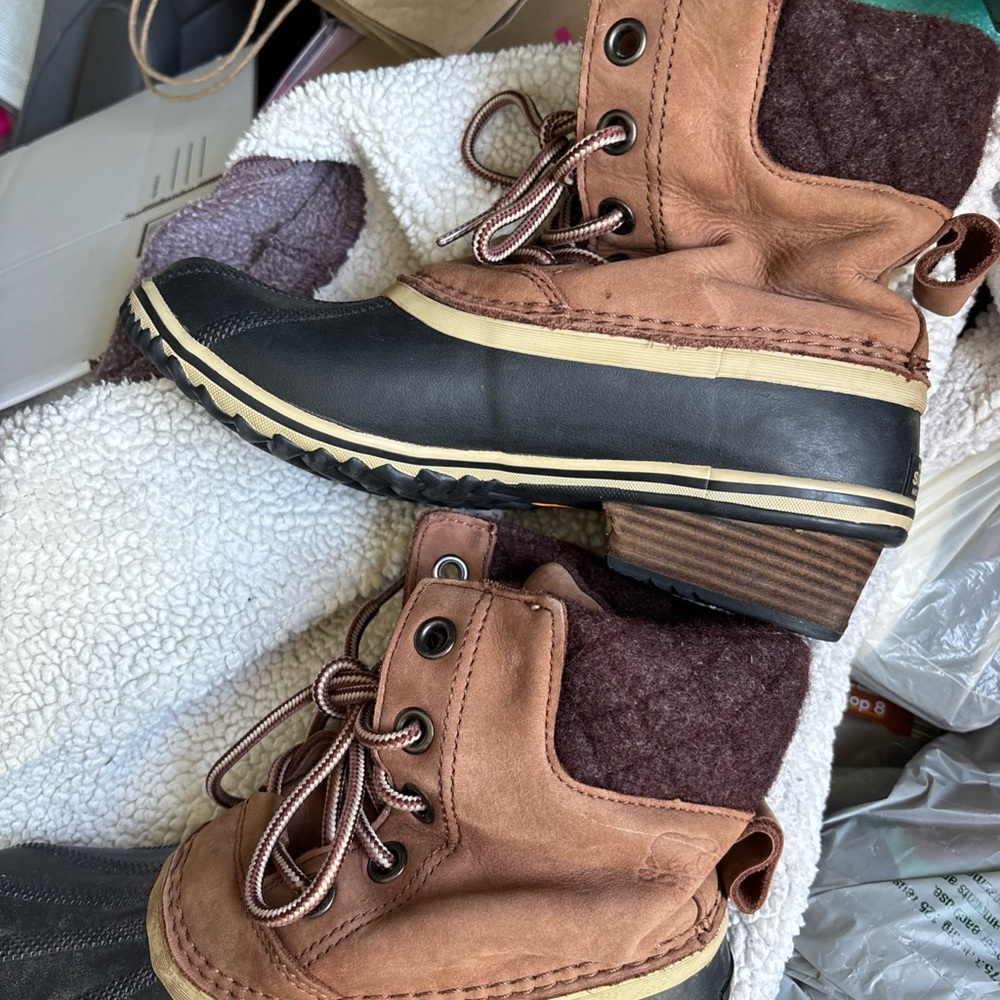 Sorel Brown and Black Winter Boots